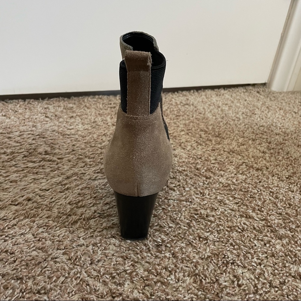 Kendall + Kylie Finch Suede Booties Size 8.5 - Picture 4 of 5